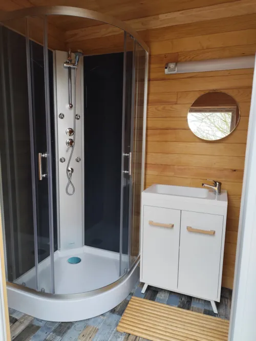 Accommodation - Chalet Pod 2 Personnes - image n°5 - Camping de la Vallée du Doux