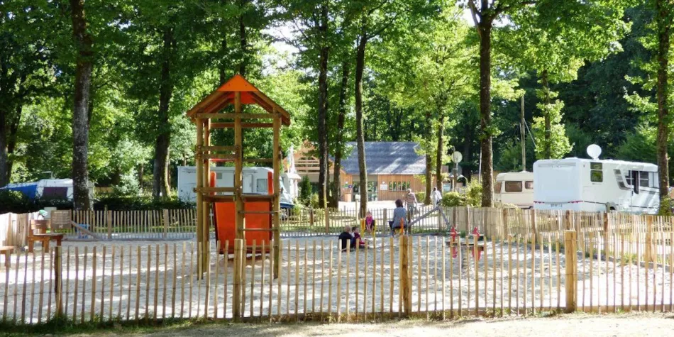 Camping Seasonova La Forêt