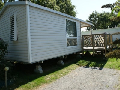 Mobil-home CORVETTE 27 m² (2010-2013) + Half-covered terrace 9m² — 2