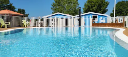 Camping Les Embruns - Camping2Be