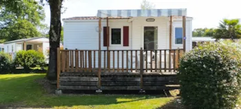 Huuraccommodatie(s) - Stacaravan Confort Venus 24M² (2009) + Half-Schaduwrijk Terras 11M² - Camping Les Embruns
