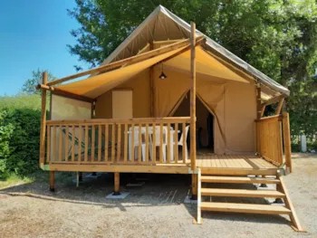 Mietunterkunft - Jungle Lodge - Camping Le Colombier