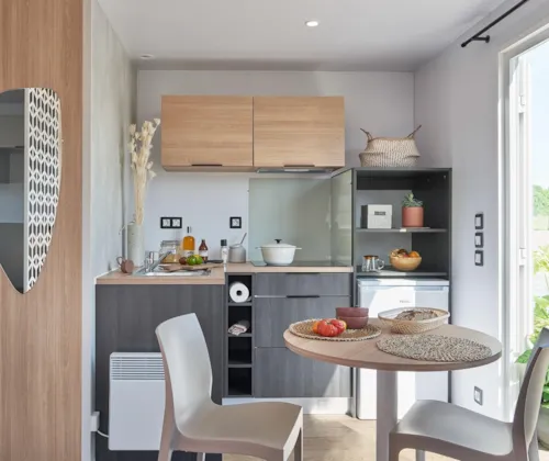 Location - Mobil-Home Premium Studio 1 Chambre - image n°6 - Camping Le Colombier