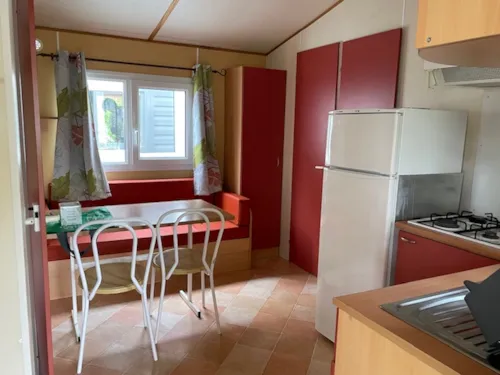 Huuraccommodatie(s) - Mobilhome - 2 Slaapkamers : 1 Slaapkamer Met Tweepersoonsbed, 1 Slaapkamer 2 Eenpersoonsbedden - image n°7 - Camping Le Colombier