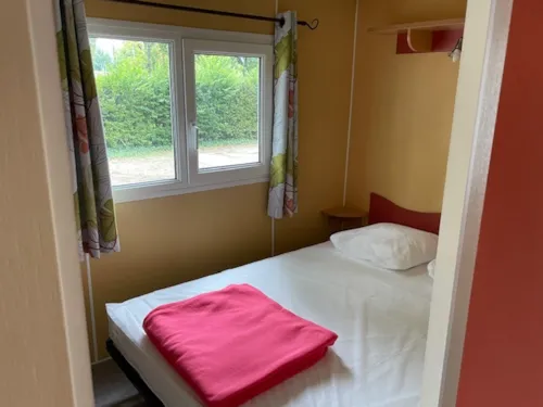 Huuraccommodatie(s) - Mobilhome - 2 Slaapkamers : 1 Slaapkamer Met Tweepersoonsbed, 1 Slaapkamer 2 Eenpersoonsbedden - image n°8 - Camping Le Colombier