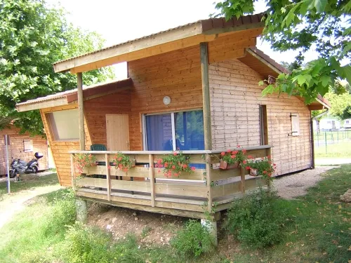Location - Chalet - image n°1 - Camping L'AINcontournable