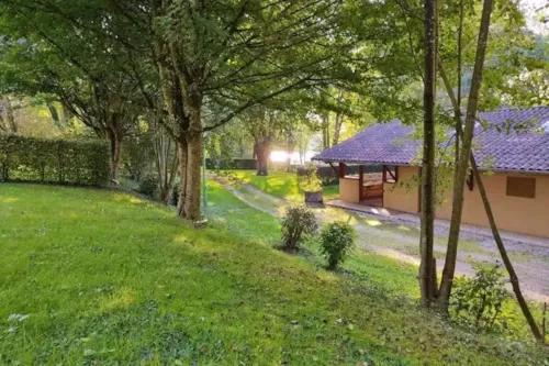 Stellplatz - Pauschale Wanderer : Zelt + Fahrräder Ohne Strom - image n°3 - Camping Domaine de Mépillat