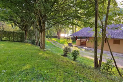 Trekking Packages : tent + bikes without electricity