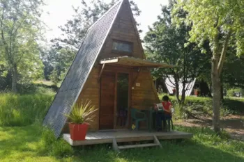 Accommodation - Wooden Tepee 25M² - 1 Bedroom - - Camping Domaine de Mépillat