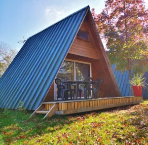 Locatif - Wooden tepee 35m² - 2 bedroom - - Camping Domaine de Mépillat