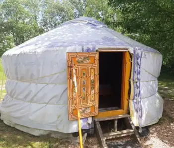 Accommodation - Yurt 15M² - - Camping Domaine de Mépillat