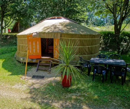 Mietunterkunft - Jurte 27M² - - image n°2 - Camping Domaine de Mépillat