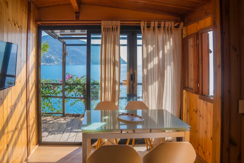 Bungalow Privacy (B11)