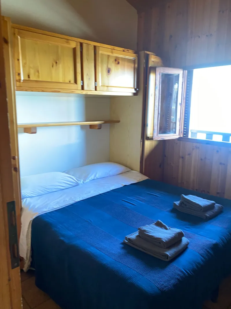 Bungalow À Deux Pièces À La Semaine