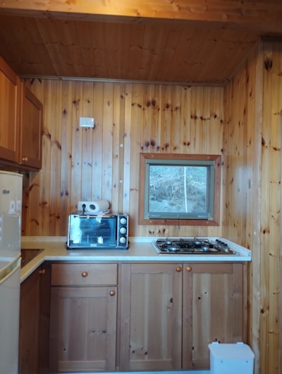 Bungalow Love (B24)