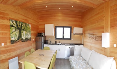 Ecolochic Chalet with Spa