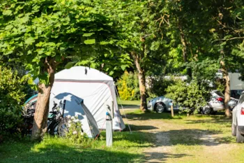 Stellplatz - Natur Standard Stellplatz (Ohne Strom) - Le Moulin Sites et Paysages