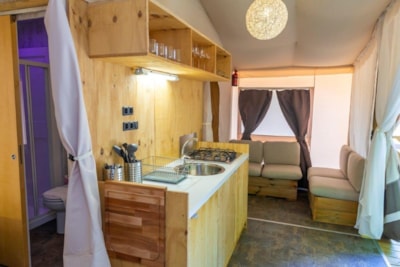 LODGE TENT — 2