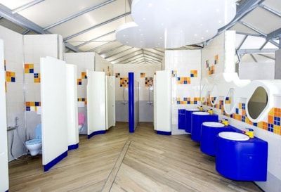 Platinum Pitch: caravan or camping-car + water and drainage point + 10A electricity — 6