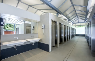 Platinum Plus pitch  with 10A + drinking water and sewage system -max 7.5 m. — 5