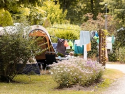 Parcela - Camping Pitches With Garden Pack - Camping Le Paradis