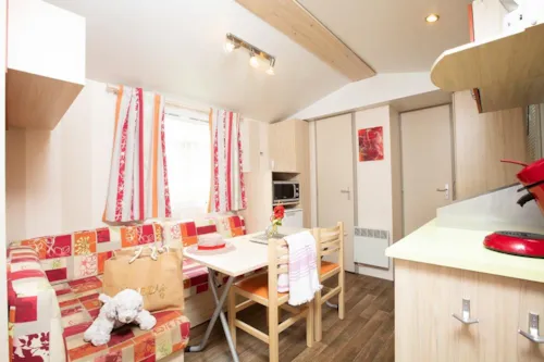 Huuraccommodatie(s) - Stacaravan 'L'ardechoise' (28M² Met Terras) 4 Pers + 1 Car. Air-Conditionning. Pets Not Allowed. - image n°2 - Camping Le Castelet