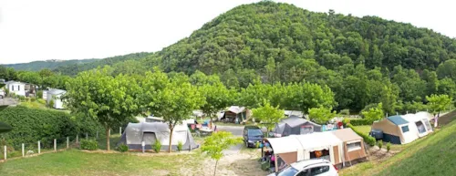 Emplacement - Emplacement  Camping Avec Electricite - image n°3 - Camping Le Castelet