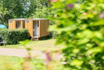 Stellplatz - Stellplatz Luxe - Mit Sanitäranlagen - Camping Sunêlia Le Séquoia