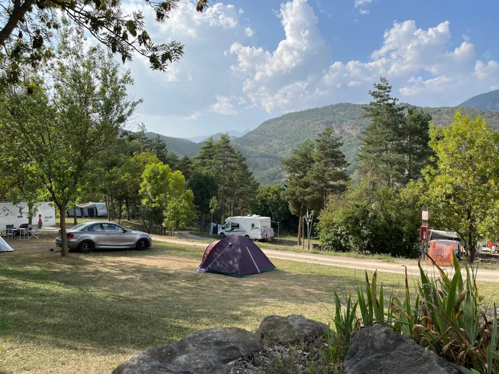 Emplacement - Emplacement Camping Confort - Huttopia Barcelona Pirineos