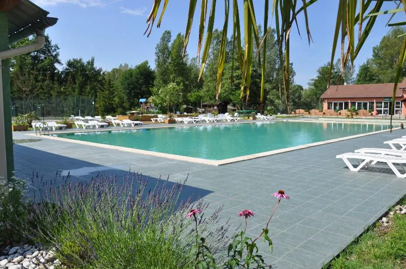 Camping Les 3 Lacs du Soleil