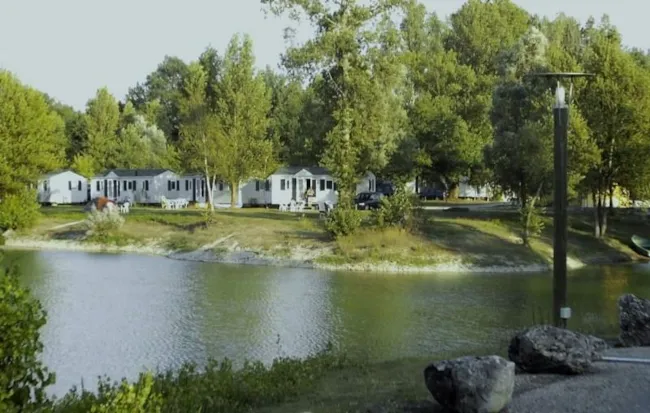 Camping Les 3 Lacs du Soleil - image n°4 - Camping Direct