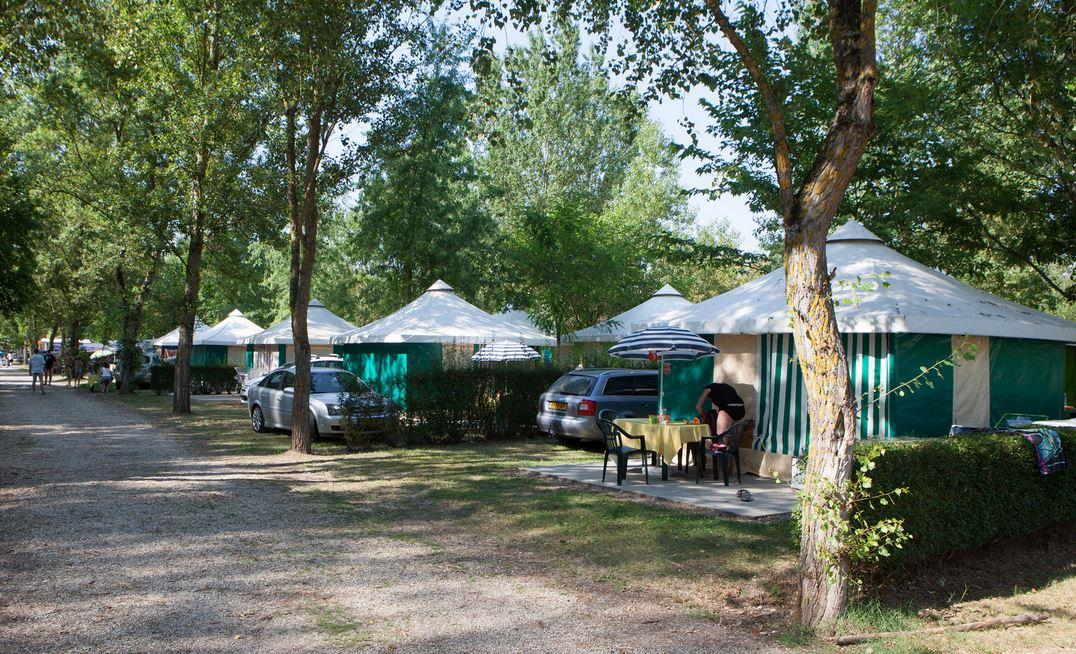 Mietunterkunft - Ausgestatteter Bungalow In Tuch Trigano - 2 Schlafzimmer (Ohne Sanitäranlagen) - Camping Les Trois Lacs du Soleil