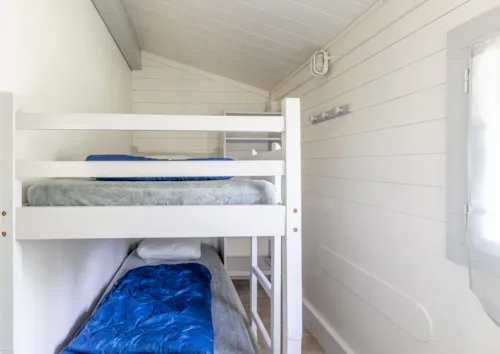 Mietunterkunft - Hütte Pecheurs - 2 Schlafzimmer - image n°3 - Camping Des 3 Lacs du Soleil