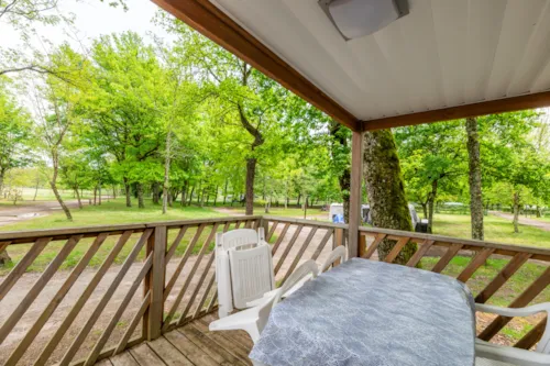 Location - Mobil-Home Loggia - image n°3 - Camping Des 3 Lacs du Soleil