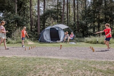 Pitch with private facilities — 2