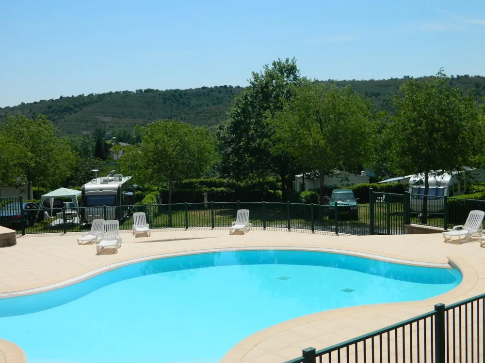 CAMPING LES CHATAIGNIERS