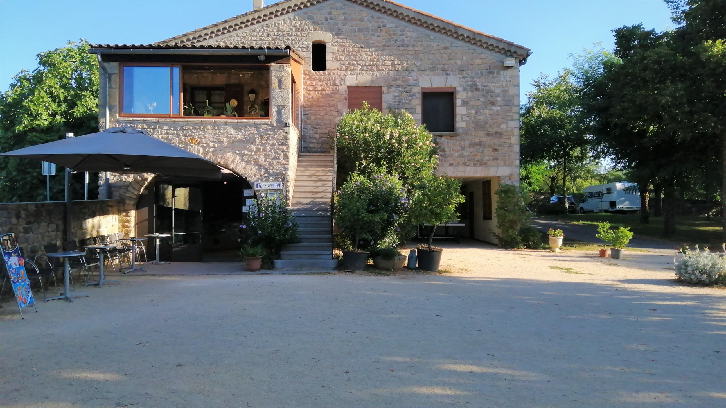 CAMPING LES CHATAIGNIERS — Photo 2