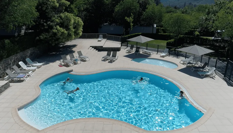 CAMPING LES CHATAIGNIERS