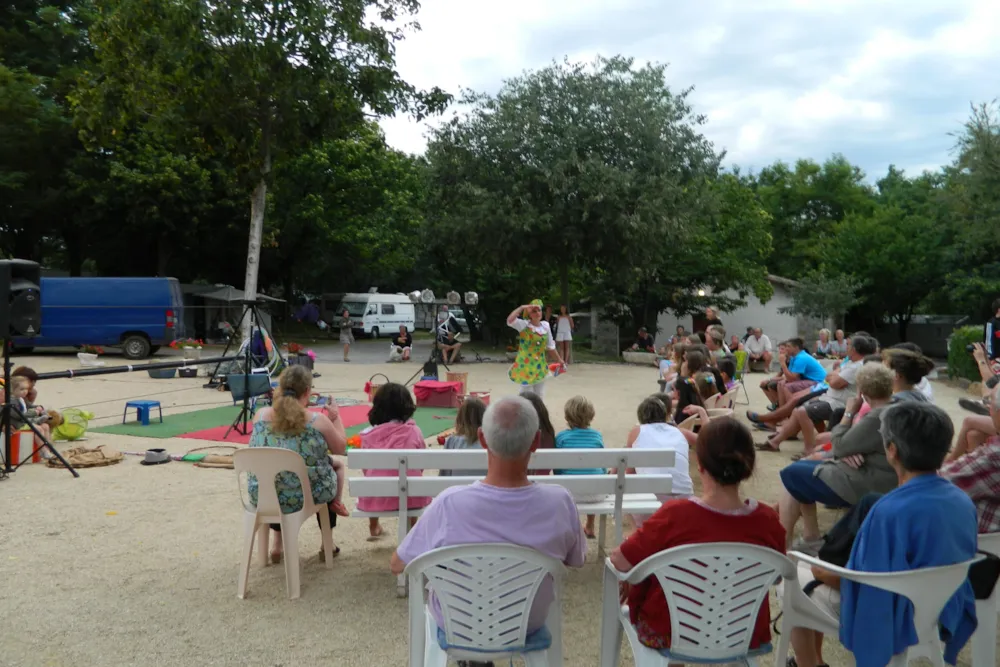 CAMPING LES CHATAIGNIERS