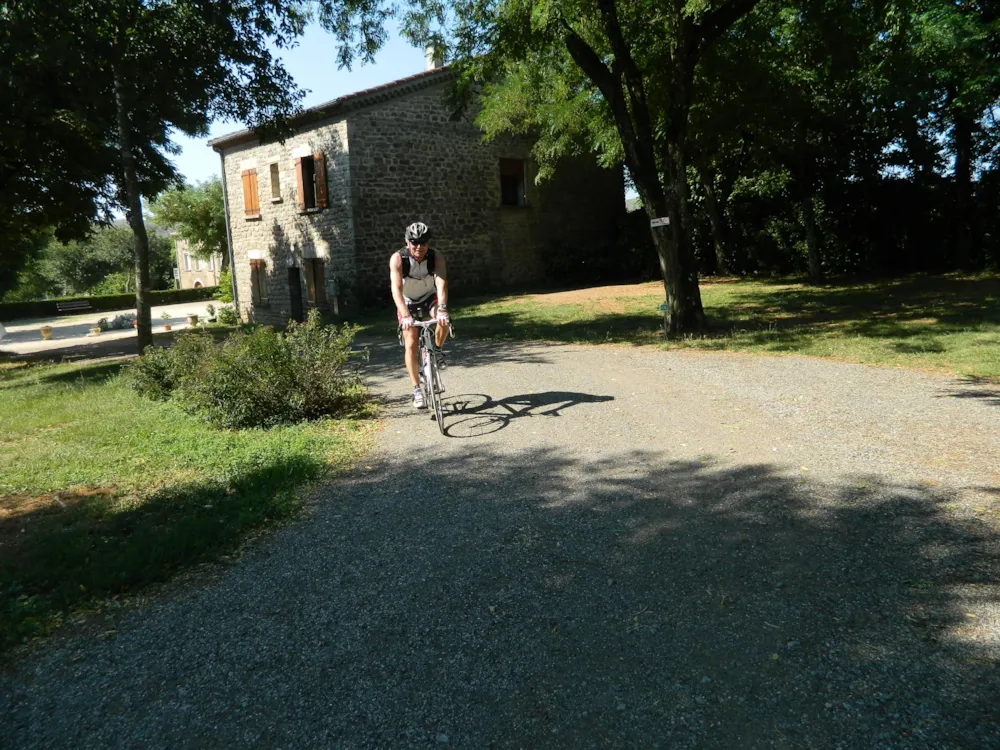 CAMPING LES CHATAIGNIERS