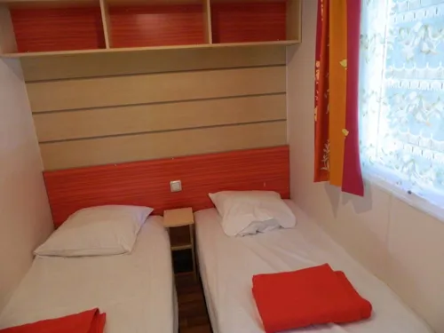 Accommodation - Mobile Home Venus - image n°3 - CAMPING LES CHATAIGNIERS