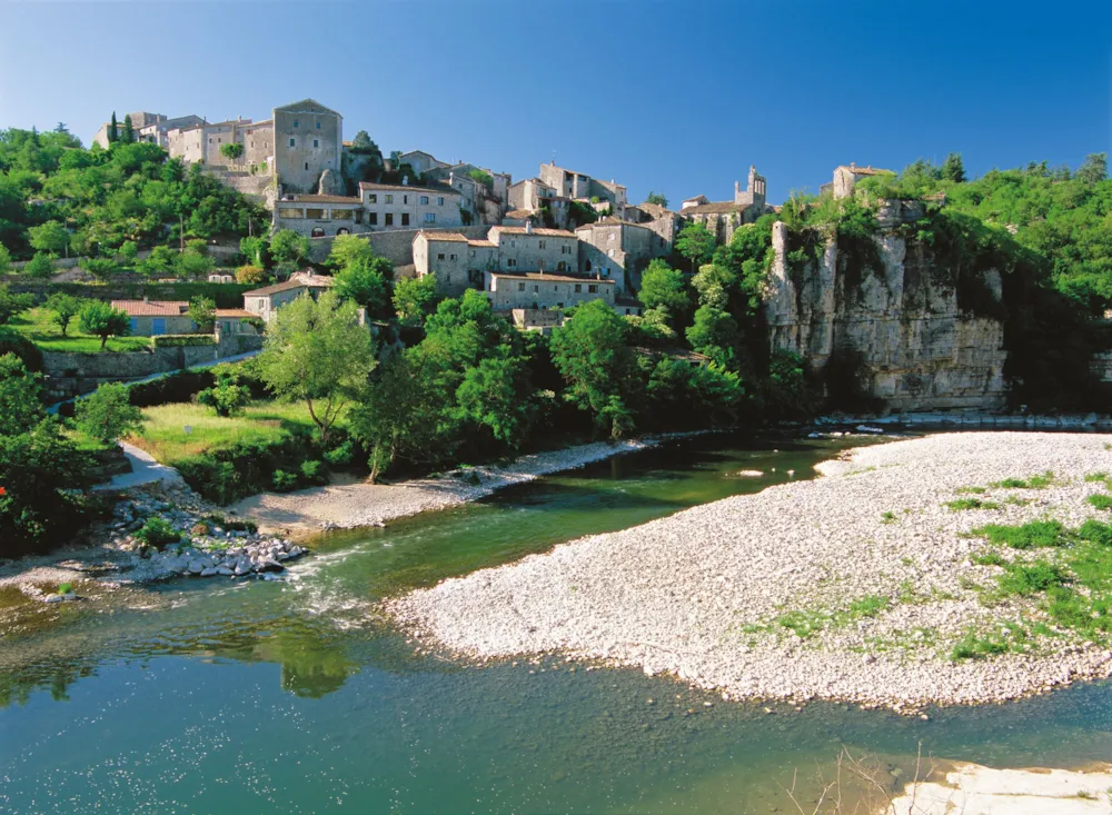 CAMPING LES CHATAIGNIERS