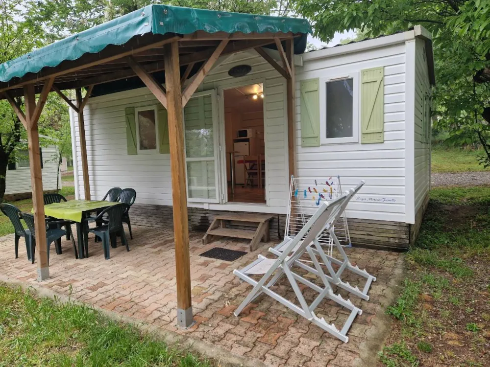 Mietunterkunft - Mobilheim Super Mercure Avec Terrasse - CAMPING LES CHATAIGNIERS