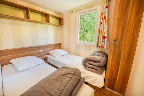 Location - Mobilhome Luxe 3 Chambres Climatise Arrivée Le Samedi (En Pleine Saison) - image n°6 - Camping des Gorges