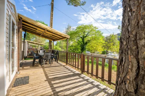 Mietunterkunft - Luxuriöses Mobilheim Mit 3 Schlafzimmern Und Klimaanlage, Anreise Am Sonntag - image n°2 - Camping des Gorges