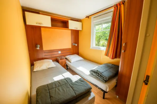 Accommodation - Mobil-Home Standing, Air-Co, 2 Bedrooms, Tv, Dishwasher, Saturday Till Saturday In High Season - image n°9 - Camping des Gorges