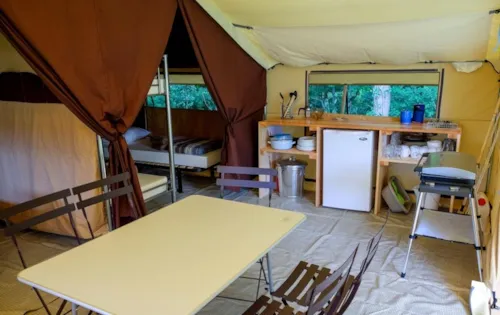 Accommodation - Classic V Wood&Canvas Tent - image n°3 - Huttopia le Moulin