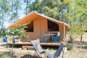 Locatif - Tente toile et bois Classic V - Huttopia le Moulin