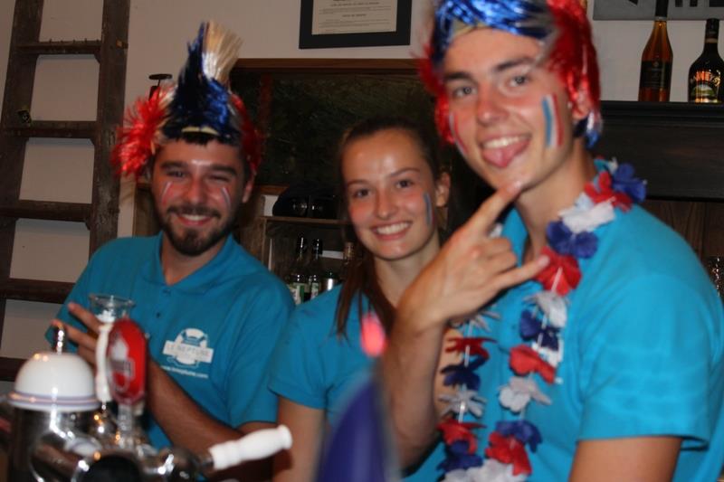 Reception team Camping Le Neptune - Lanloup