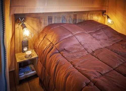 Accommodation - Lodge Kenya Vintage Confort 46M² - 2 Bedrooms + Sheltered Terrace - image n°6 - Camping Le Château